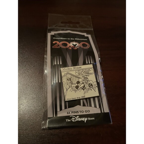 Disney Countdown To The Millennium Mickey Mouse Comic Strip #65 Pin‎ - Picture 1 of 4